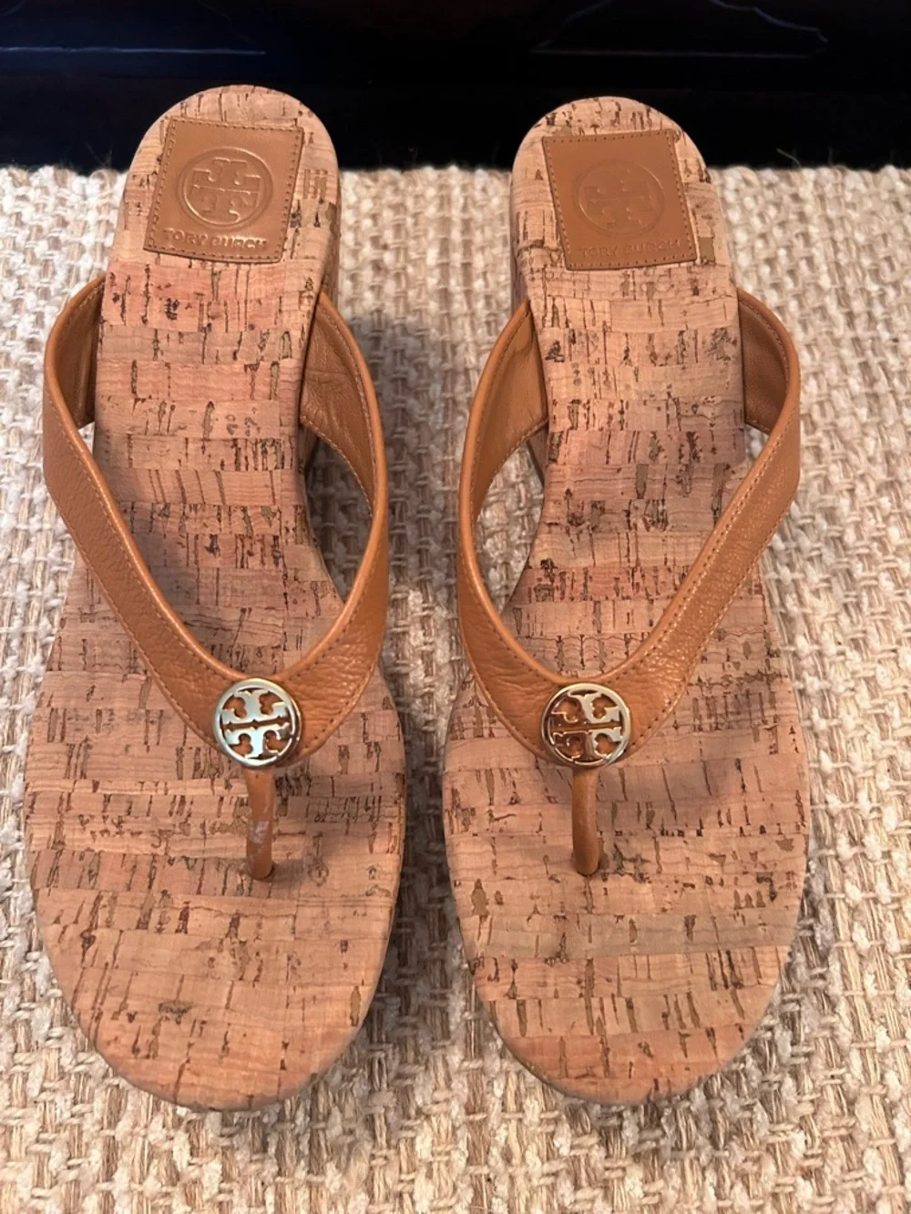 Tory Burch Metalic Gold Suzy Sandal Size 9.5 Cork Wedge Thong Platform